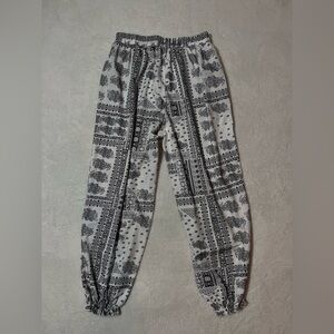 Boho Black & White Bandana Print Jogger Pants – Stylish & Comfortable